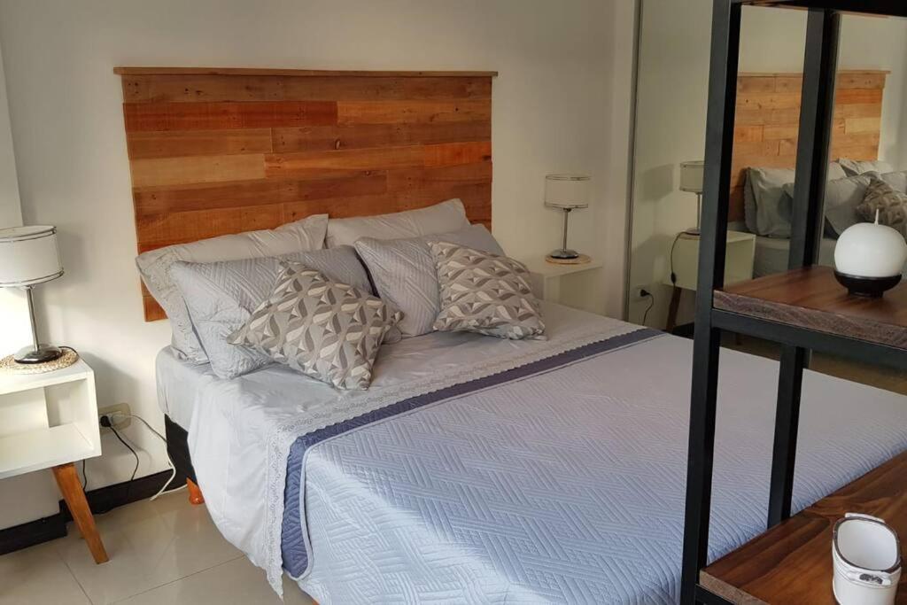 Palermo Q. Gurruchaga Y La Emblemática Corrientes Apartamento *